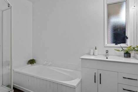 Photo of property in 3/77 Matipo Street, Riccarton, Christchurch, 8041