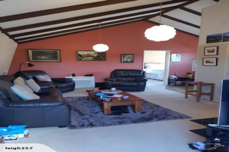 Photo of property in 1a Woodstock Terrace, Tawa, Wellington, 5028