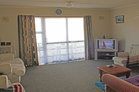 Photo of property in 24 Ure Street, South Hill, Oamaru, 9400