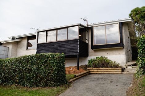 Photo of property in 9b Jane Street, Macandrew Bay, Dunedin, 9014