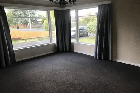 Photo of property in 24 Kent Crescent, Awapuni, Palmerston North, 4412