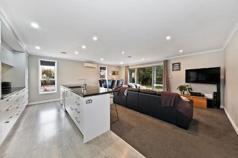 Photo of property in 19 Gibson Drive, Hornby, Christchurch, 8042