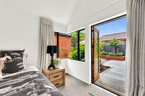 Photo of property in 9 Clyde Road, Upper Riccarton, Christchurch, 8041