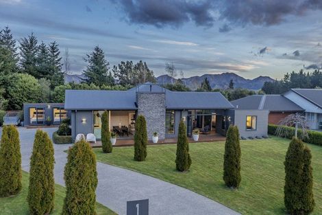 Photo of property in 1 Tennyson Close, Hanmer Springs, 7334