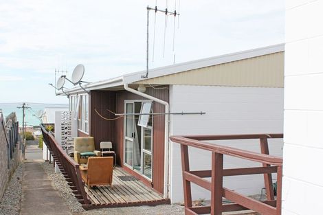 Photo of property in 24 Ure Street, South Hill, Oamaru, 9400