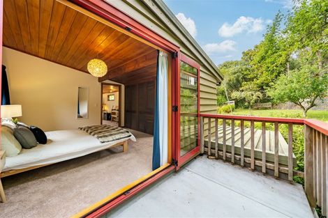 Photo of property in 63 Wyndham Road, Pinehaven, Upper Hutt, 5019