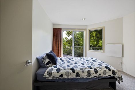 Photo of property in 15 Shortland Street, Lower Vogeltown, New Plymouth, 4310