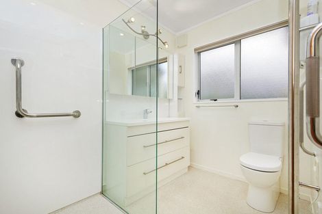 Photo of property in 32 Turriff Crescent, Tawa, Wellington, 5028