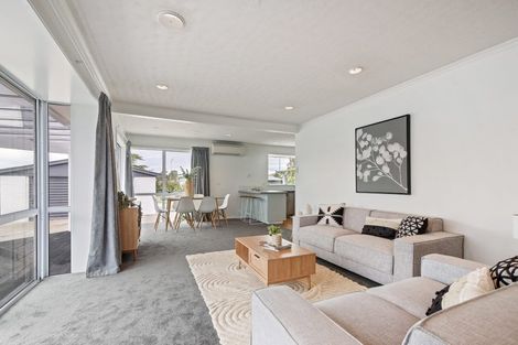 Photo of property in 17 Sneyd Street, Kaiapoi, 7630