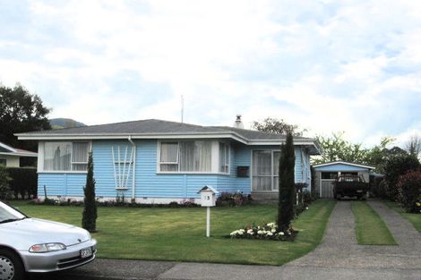 Photo of property in 33 Clyde Street, Utuhina, Rotorua, 3015