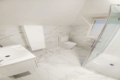 Photo of property in 2/211 Worcester Street, Christchurch Central, Christchurch, 8011