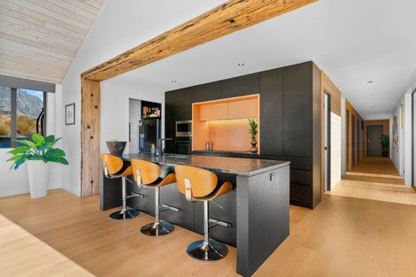 Photo of property in 10 Glenelg Lane, Jacks Point, 9371