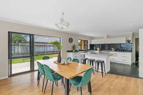 Photo of property in 9 Jeannie Way, Waikanae Beach, Waikanae, 5036