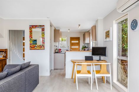 Photo of property in 1/12 Kenef Road, Paremata, Porirua, 5024