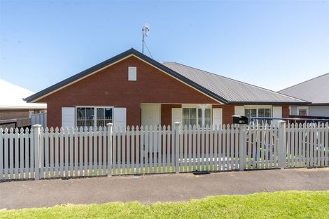 Photo of property in 74 Queens Avenue, Frankton, Hamilton, 3204