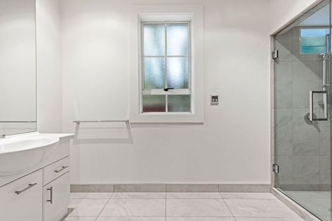Photo of property in 112 Clyde Road, Ilam, Christchurch, 8041