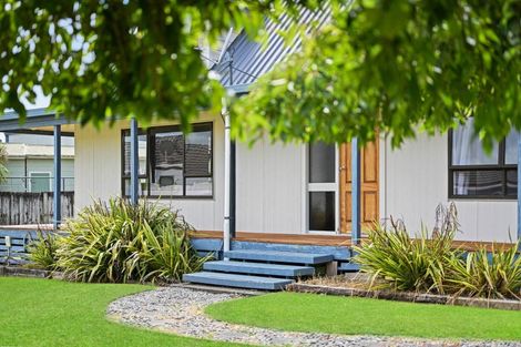 Photo of property in 16 Leyton Place, Nawton, Hamilton, 3200