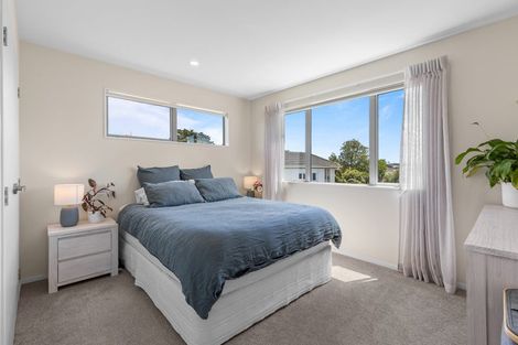 Photo of property in 2/29 Commissariat Road, Mount Wellington, Auckland, 1060