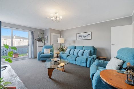 Photo of property in 34 Cramond Drive, Mangere East, Auckland, 2024