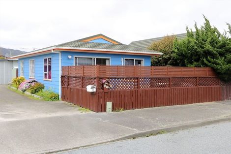 Photo of property in 18 Plunket Avenue, Petone, Lower Hutt, 5012