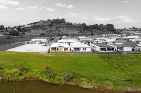 Photo of property in 66 Saint Pauls Drive, Brookfield, Tauranga, 3110