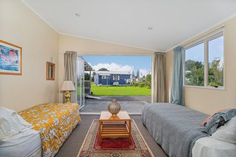 Photo of property in 160 Cook Drive, Whitianga, 3510