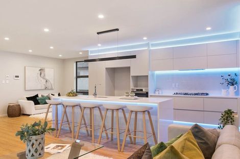 Photo of property in 1/90 Hillsborough Road, Hillsborough, Auckland, 1042