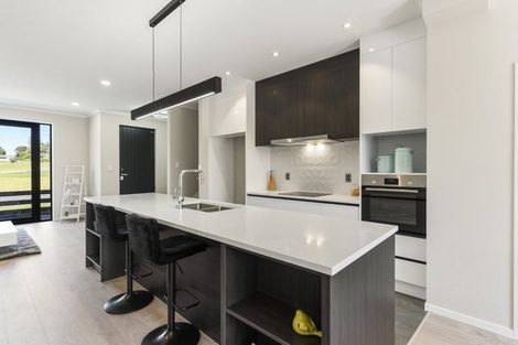 Photo of property in 9 Lark Lane, Whitford, 2571