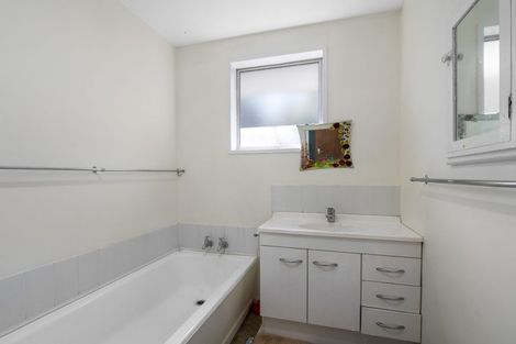 Photo of property in 1/402 Hereford Street, Linwood, Christchurch, 8011