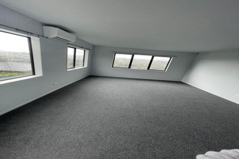 Photo of property in 262a Sturges Road, Henderson, Auckland, 0612