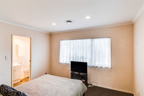 Photo of property in 2a Cassino Crescent, Onekawa, Napier, 4110