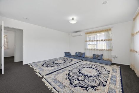 Photo of property in 1/47 Larne Avenue, Pakuranga Heights, Auckland, 2010