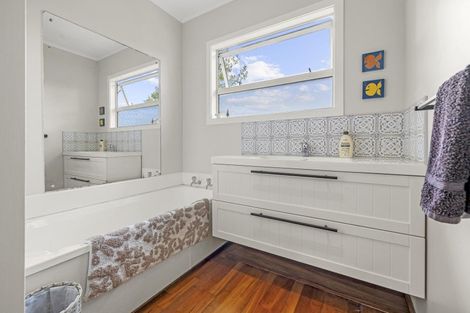 Photo of property in 415 Te Papatapu Road, Raglan, Te Mata, 3894