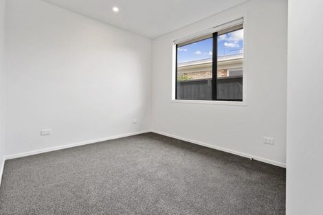 Photo of property in 1/17 Tudor Crescent, Chedworth, Hamilton, 3210