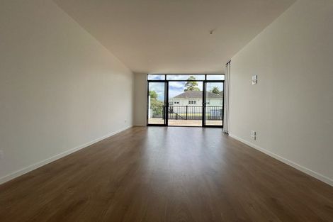 Photo of property in 7c Reg Pearce Way, Glen Innes, Auckland, 1072