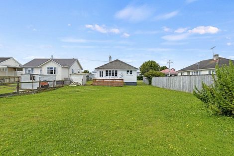 Photo of property in 22 Bell Street, Marton, 4710