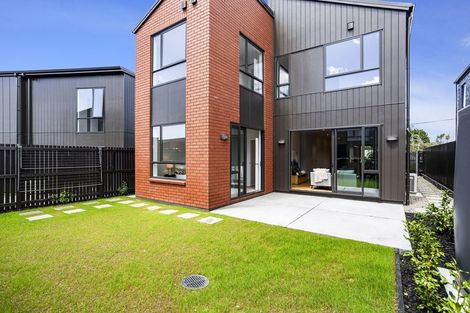 Photo of property in 18 Clark Road, Hobsonville, Auckland, 0616