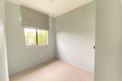 Photo of property in 2/16 Seabrook Avenue, New Lynn, Auckland, 0600