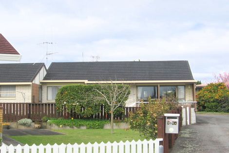Photo of property in 268a Ngatai Road, Otumoetai, Tauranga, 3110
