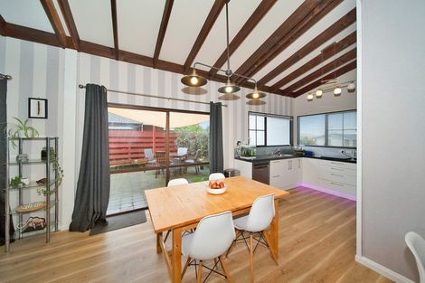 Photo of property in 20 Puketotara Street, Highlands Park, New Plymouth, 4312