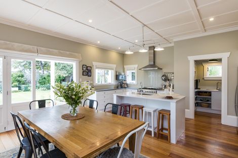 Photo of property in 135 Russell Street, Palmerston North, 4414