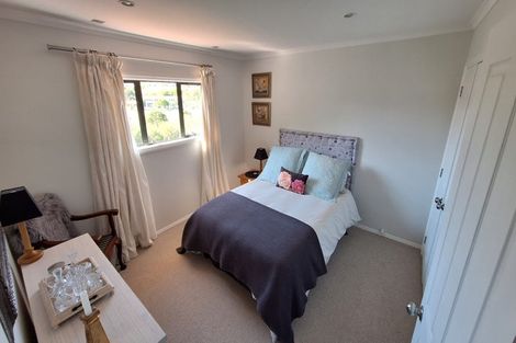 Photo of property in 44 Parkwood Crescent, Gulf Harbour, Whangaparaoa, 0930