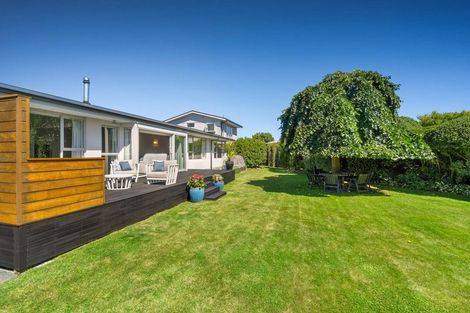 Photo of property in 17 Pelorus Place, Harewood, Christchurch, 8051