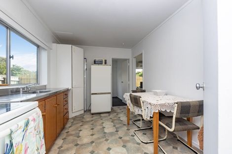 Photo of property in 37 Maude Street, Riverhead, 0820