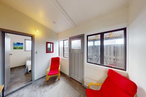 Photo of property in 93 Tiro Tiro Road, Levin, 5510