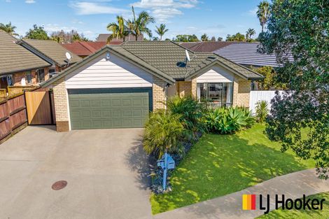 Photo of property in 4 Croftview Road, Wattle Downs, Auckland, 2103