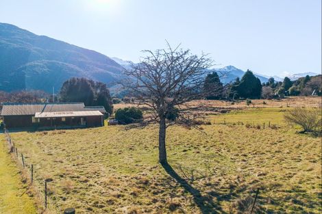 Photo of property in 48a Rata Road, Makarora, Wanaka, 9382