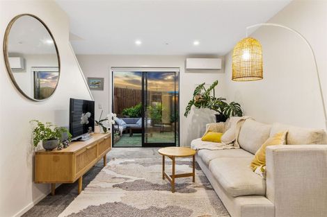 Photo of property in 8/45 Vera Road, Te Atatu South, Auckland, 0610