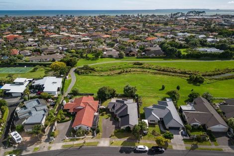 Photo of property in 19 Oriental Parade, Papamoa Beach, Papamoa, 3118