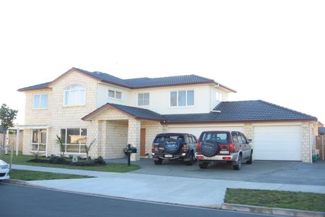 Photo of property in 13 Belfry Place, Wattle Downs, Auckland, 2103